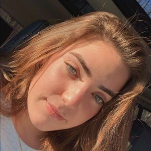 Meet your Posher, Ella